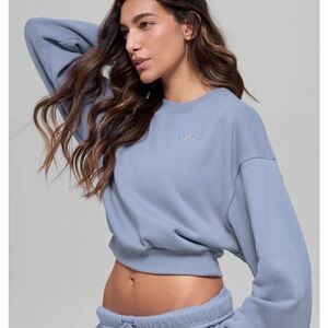 ALO Cropped Accolade Crewneck